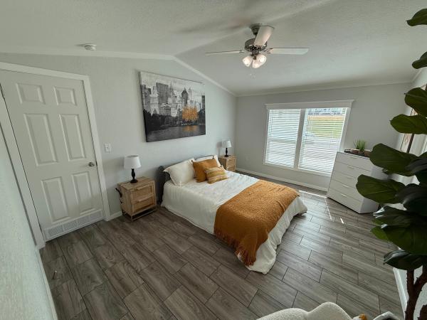 2025 Elliott Mobile Homes Solitaire Mobile Home
