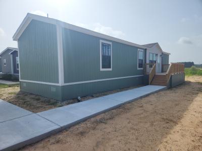 Mobile Home at 10902 E Xavier St Conroe, TX 77303