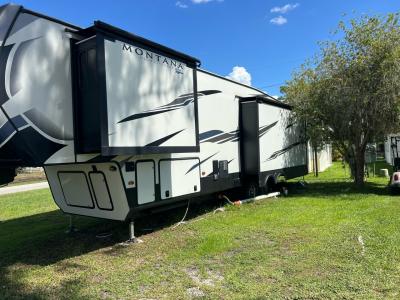 Photo 3 of 11 of home located at 10404 Hwy 27, Lot R-28 Frostproof, FL 33843