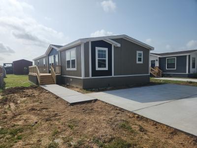 Mobile Home at 8122 Bosco St Conroe, TX 77303