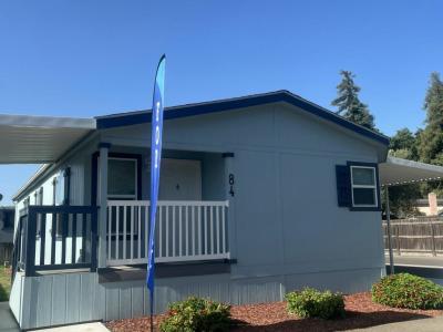 Mobile Home at 415 North Akers Rd #84 Visalia, CA 93291