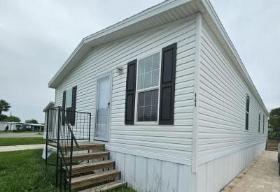 Mobile Home at 464 Suwanee Drive North Fort Myers, FL 33917