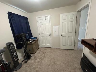 Photo 3 of 14 of home located at 26 Greenlawn Drive Danbury, CT 06810