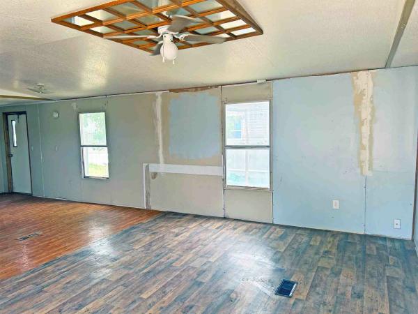 1999 Clayton Alamo  Home