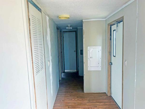 1999 Clayton Alamo  Home