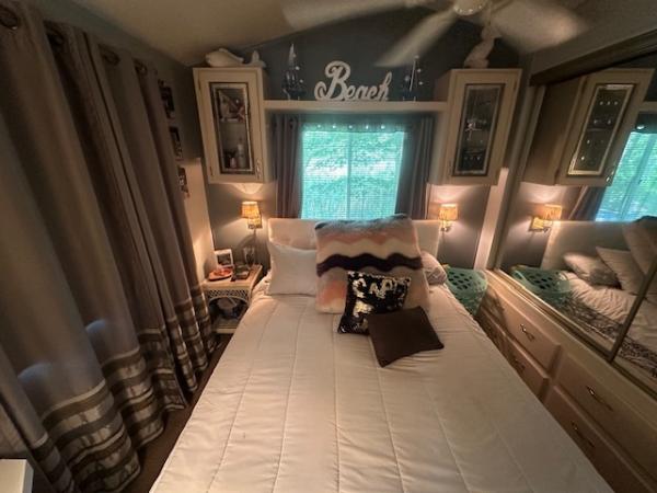 1994 Fleetwood  Home