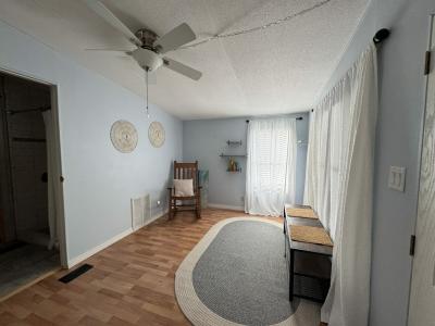 Photo 4 of 13 of home located at 915 SE Ninja St Crystal River, FL 34429