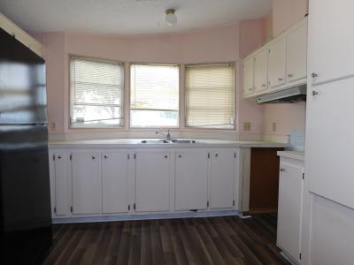Photo 3 of 25 of home located at 1622 Bassett Dr Lakeland, FL 33810
