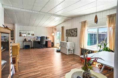 Photo 4 of 29 of home located at 21407 Tumbleweed Way Santa Clarita, CA 91350