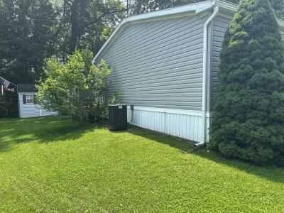 Photo 14 of 14 of home located at 1737 Route 9W #90 Selkirk, NY 12158