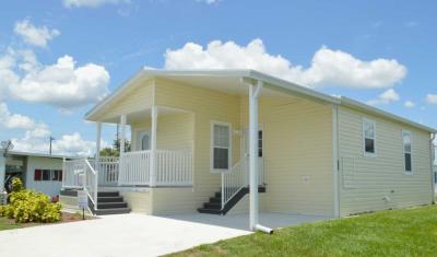 Photo 1 of 6 of home located at 385 Jacaranda Circle Venice, FL 34285