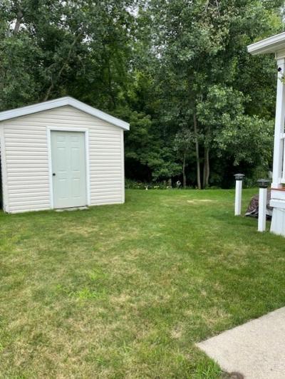Photo 3 of 16 of home located at 28079 Charlemagne #39 Romulus, MI 48174