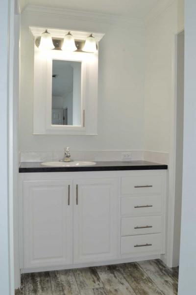 Photo 4 of 6 of home located at 341 Allamanda Circle Venice, FL 34285