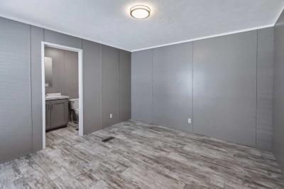 Photo 4 of 10 of home located at 320 E Mckellips Rd #4 Mesa, AZ 85201