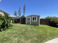 2012 FLEETWOOD  CROWN POINTE 220PX  Manufactured Home