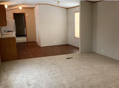 Mobile Home at 1152 Briar Patch Ln Lot 15 Burton, MI 48529