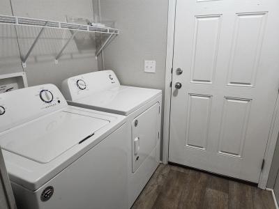 Photo 5 of 6 of home located at 3118 Westshore Drive Lot 10 Bay City, MI 48706