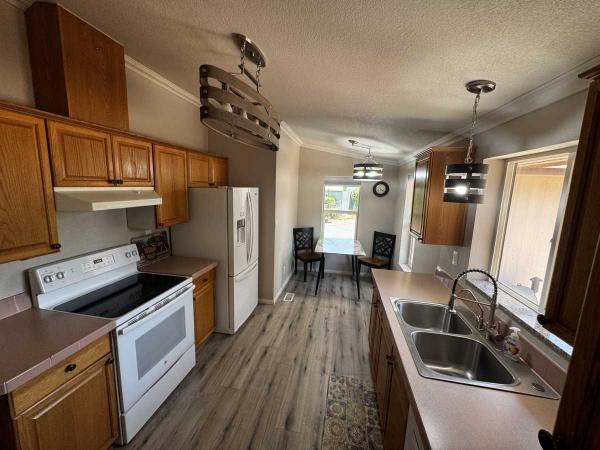 2000 Karsten Manufactured Home