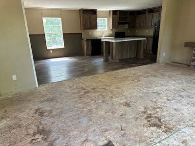 Photo 4 of 10 of home located at 715 County Road 915 Leesburg, AL 35983