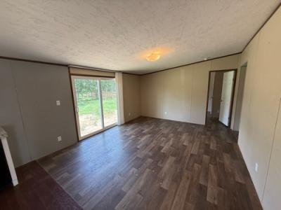 Photo 4 of 20 of home located at 282 Hershal Ln Cedar Creek, TX 78612