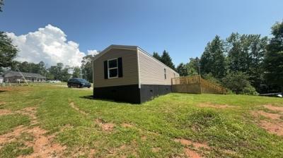 Photo 2 of 13 of home located at 178 Left Fork Rd Pickens, SC 29671
