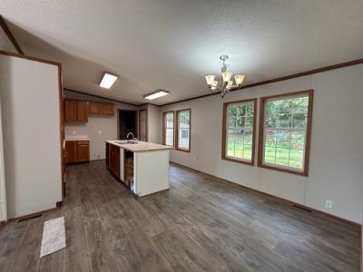 Photo 4 of 17 of home located at 4737 Desoto Caverns Pkwy Childersburg, AL 35044