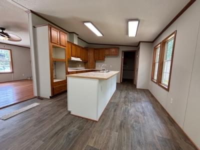 Photo 5 of 17 of home located at 4737 Desoto Caverns Pkwy Childersburg, AL 35044