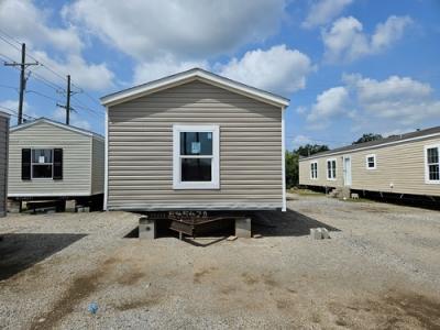 Photo 2 of 22 of home located at 1111 Florida Ave. SW Denham Springs, LA 70726