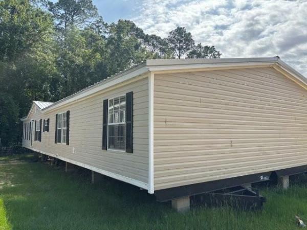 Photo 1 of 2 of home located at D & D Mobile Home Sales 17789 Jordan Street Chatom, AL 36518