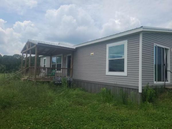 Photo 1 of 1 of home located at 176 Edgar Holmes Road Tylertown, MS 39667