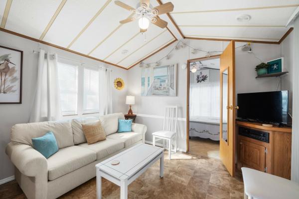 1993 CHAR Mobile Home For Sale