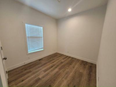 Photo 4 of 6 of home located at 2537 N Las Vegas Blvd Lot 80A North Las Vegas, NV 89030