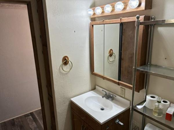 1987 Cavco Manufactured Home