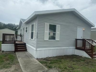 Mobile Home at 9320 Paradise Drive Tampa, FL 33610