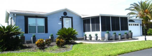 2005 Homes of Merit Mobile Home For Sale