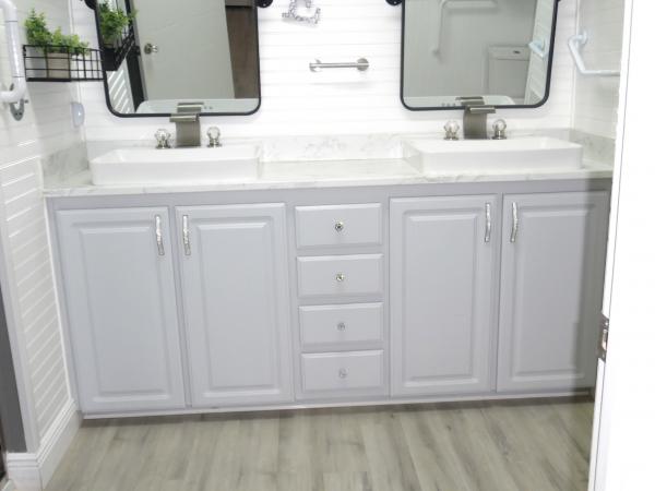 2005 Homes of Merit Mobile Home