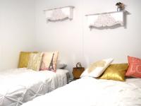 2005 Homes of Merit Mobile Home