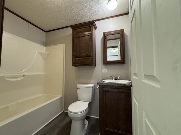 2016 Redman 1670202RA Mobile Home