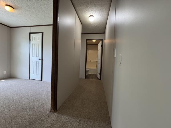 2016 Redman 1670202RA Mobile Home