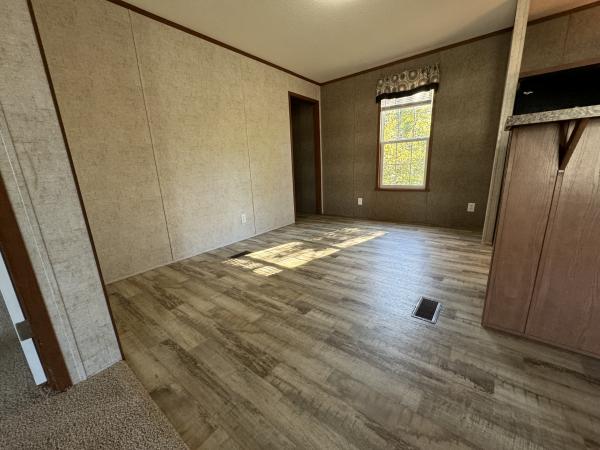 2016 Redman 2856-201 Mobile Home