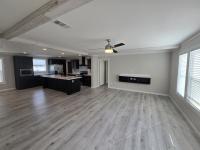 2024 Champion WS3256H32025 Mobile Home