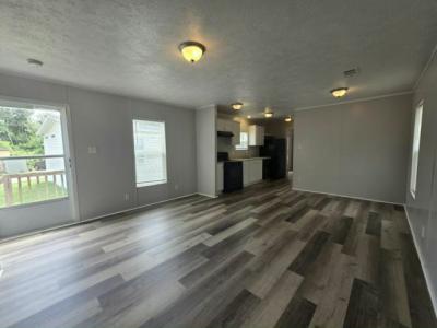 Photo 4 of 9 of home located at 18118 N Us Highway 41, #28-A Lutz, FL 33549
