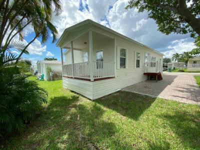 Photo 3 of 20 of home located at 10550 West State Rd 84 Lot #351 Fort Lauderdale, FL 33324