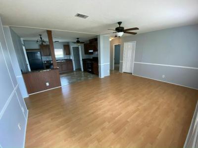 Photo 4 of 20 of home located at 10550 West State Rd 84 Lot #351 Fort Lauderdale, FL 33324