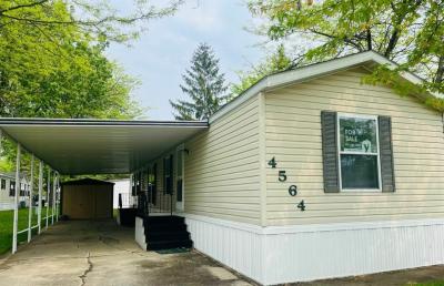Mobile Home at 4564 Berrywood Dr W Lot Bw4564 Saginaw, MI 48603