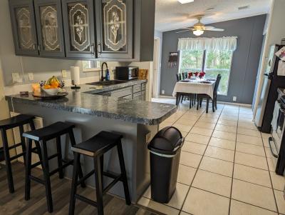 Photo 5 of 20 of home located at 605 Tulip Circle W Auburndale, FL 33823