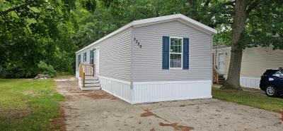 Mobile Home at 3320 Joliette Avenue Lot 405 Muskegon, MI 49444