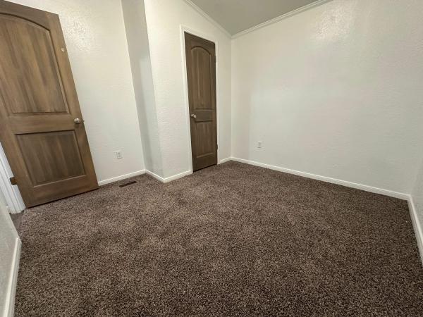 2022 Elliott Mobile Homes Solitaire Mobile Home