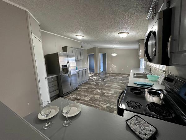 2002 Clayton Homes Inc Southern Star Mobile Home