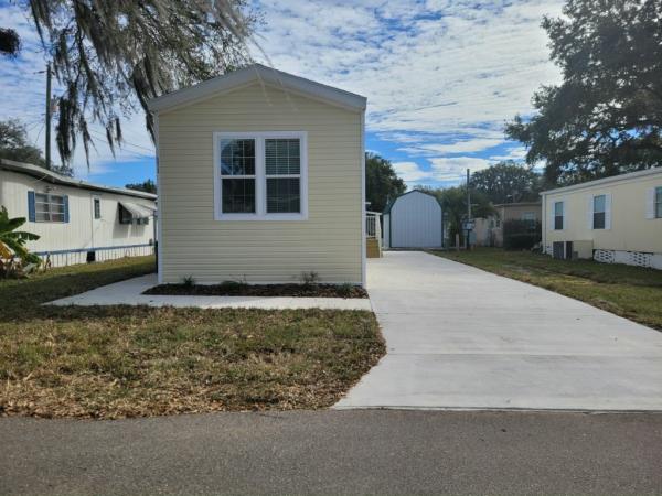 2023 Skyline - Ocala Mobile Home For Rent